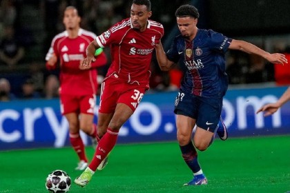 欧冠巴黎2-0利物浦，数据全面碾压，客队0射正次回合靠什么翻盘