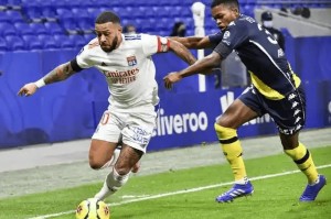 里昂雄狮怒甩杯赛耻辱，3000万神锋祭出屠刀！巴黎FC保级梦碎在即？